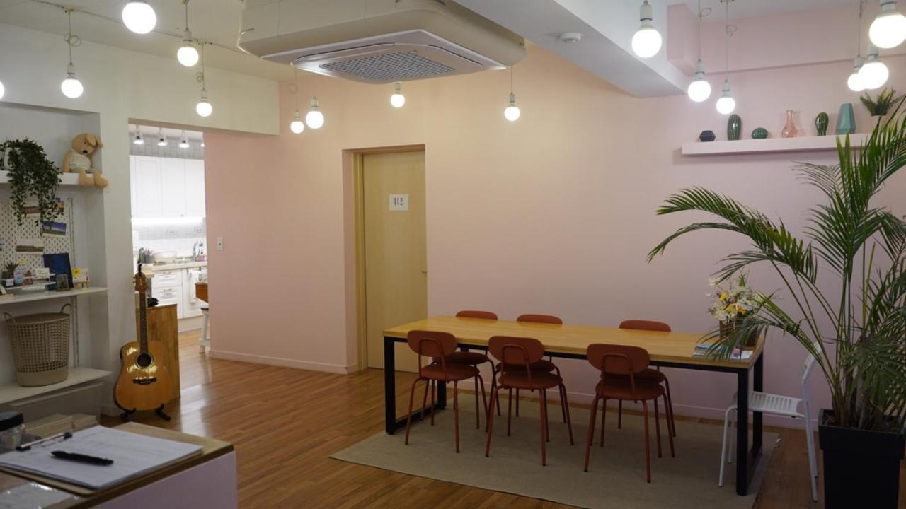 Hannahstay Women Only Guesthouse Jeju Extérieur photo